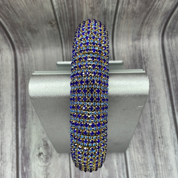 Gorgeous Headband…!Perfect for the special occasions…VIDEO AVAILABLE! - Picture 3 of 6